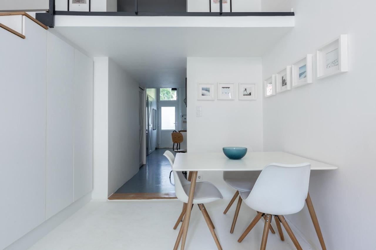 Black And White Apartment Будапеща Екстериор снимка